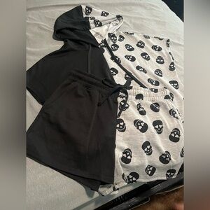 Skull Print Hoodie and Shorts Set